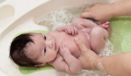 Consejos bañar bebé