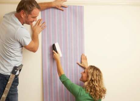 cómo empapelar las paredes