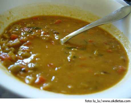 sopa de lentejas